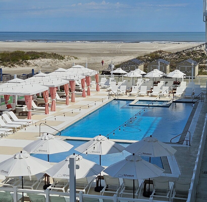 DEAL-SUMMER-CELEBRATION-SAVINGS